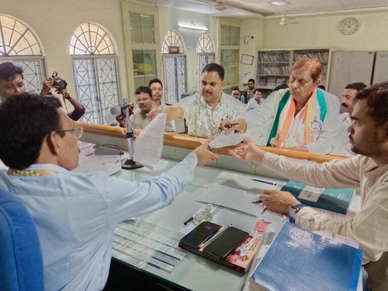 कवर्धा विधानसभा क्षेत्र क्रमांक 72 से मोहम्मद अकबर ने किया नामांकन दाखिल