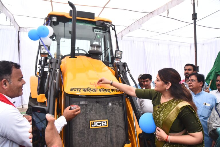 पंडरिया नगर को स्वच्छ, समृद्ध और विकसित बनाने के लिए संकल्प से सिद्धि की हमारी यात्रा निरंतर जारी है : भावना बोहरा